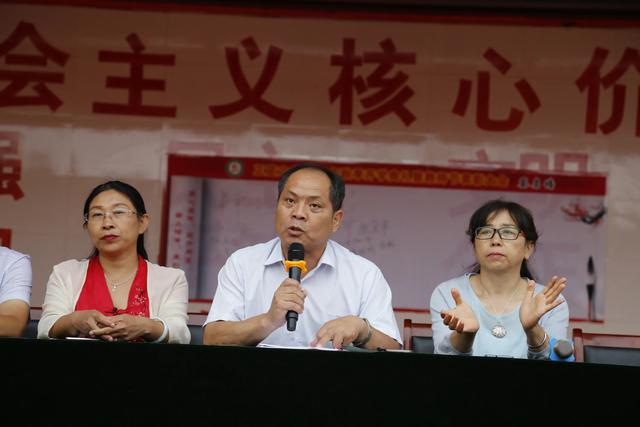 辞职书怎么写简单员工,辞职书怎么写简单员工模板
